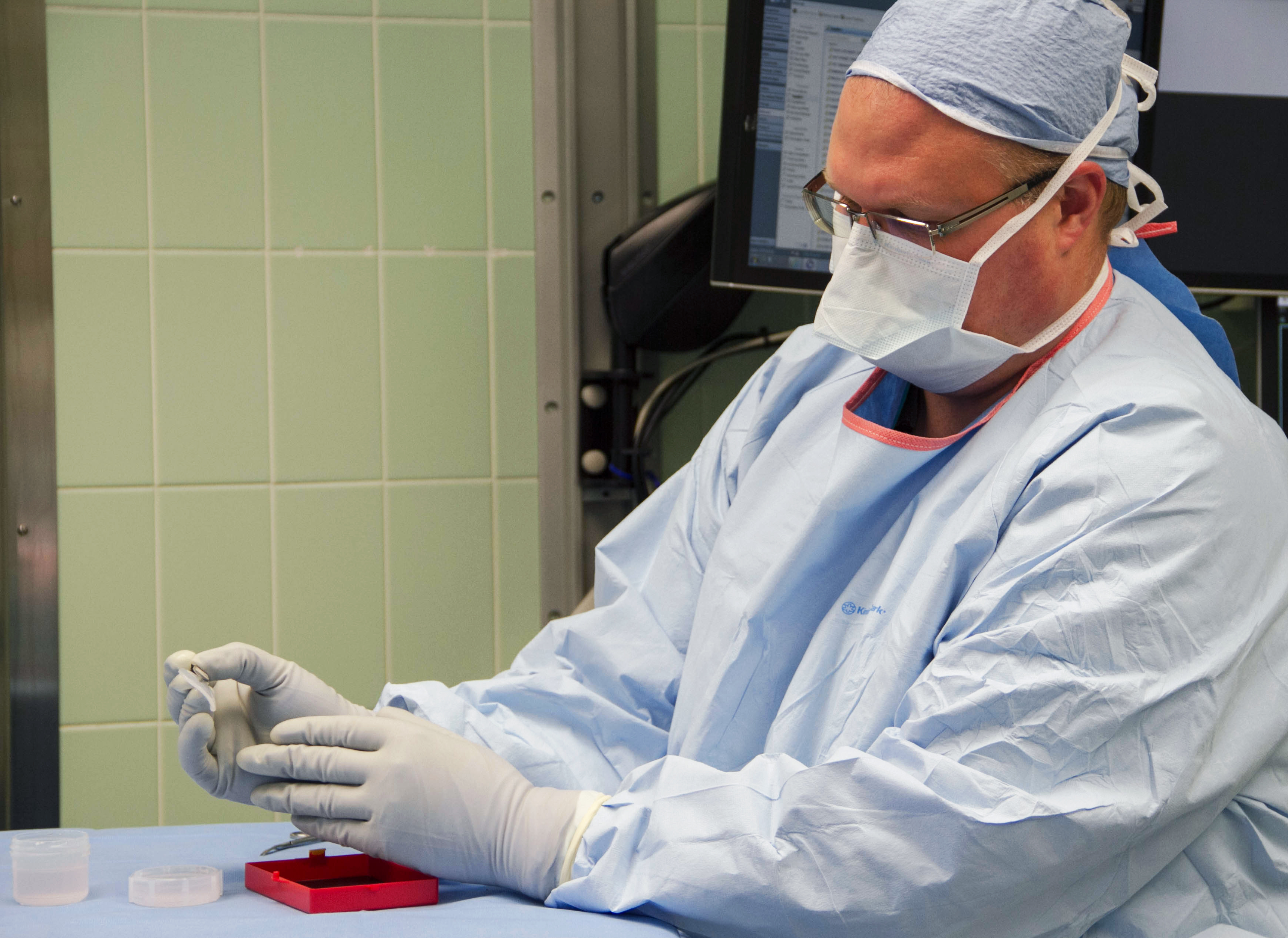 Cartilage Grown In Lab Implanted Into Man’s Knee Ohio State University Wexner Medical Center